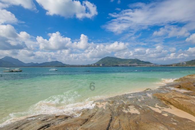 地板冒岩浆无敌版